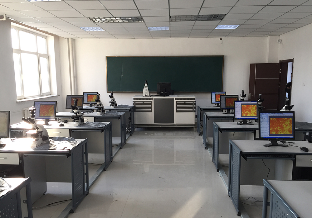 沈阳工业大学数码互动教室